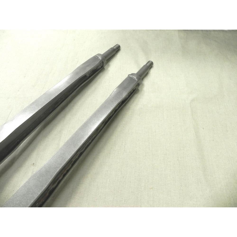 Реактивные тяги, продольные Ленд Ровер Дефендер кастор + 6 град (комплект 2 шт)